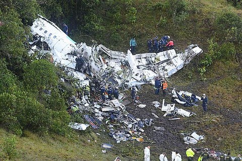 lamia_rj85_cp-2933_medellin_161128_5