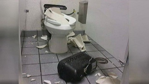 exploded_toilet