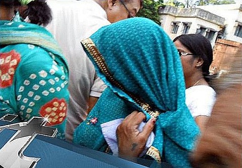 5343799-Principal-in-India-tainted-lunch-deaths-arrested