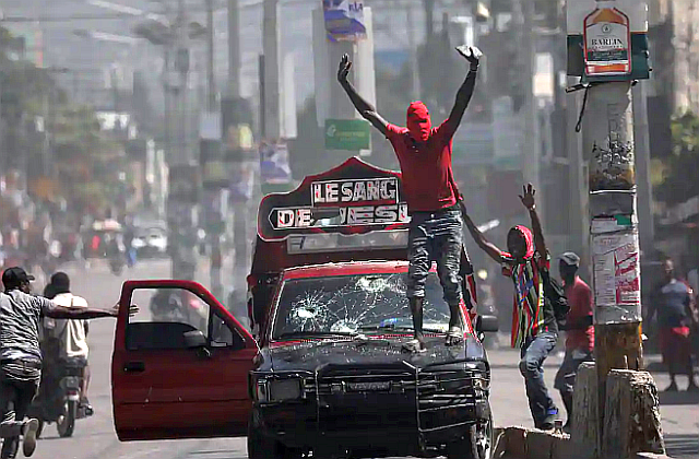 「ありがとう」笑顔で毒