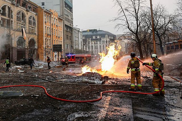 2024-12-20T063337Z_1736523256_RC2