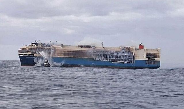 The-Felicity-Ace-cargo-ship-is-still-burning-with-luxury