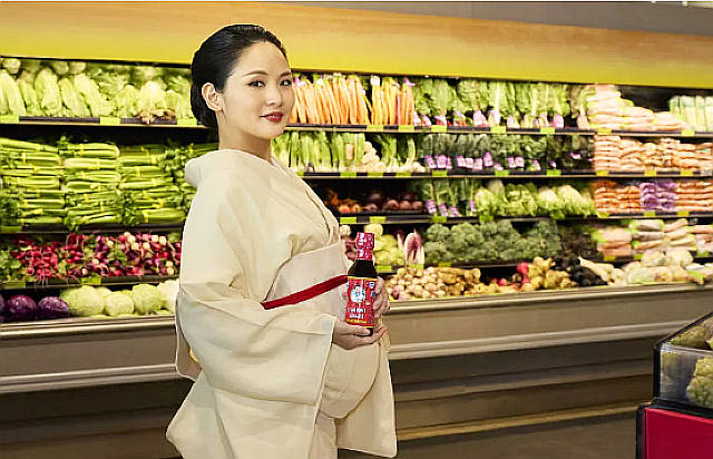 「UMAMI SAUCE」を全米で販売　元舞妓