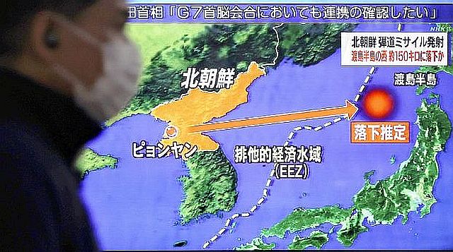 FireShot Webpage Screenshot #1269 - '防衛力強化「賛成」６４％、