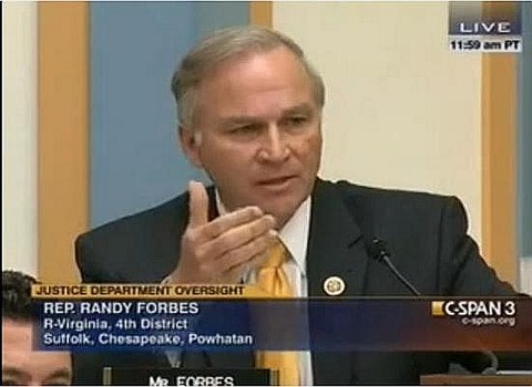 e8941c49-977a-4b3d-8c45-4c166773c902