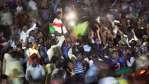 0c0bc0beda9144d3867aa7bffd9c5899_18