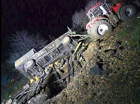 4zwzd53nwbuv21b7desc9tjn1poh4j9h