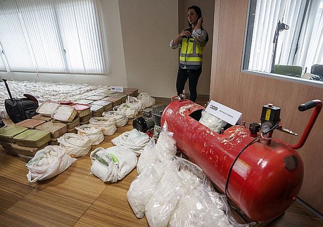 FireShot Webpage Screenshot #1302 - '(WEBP Image, 144