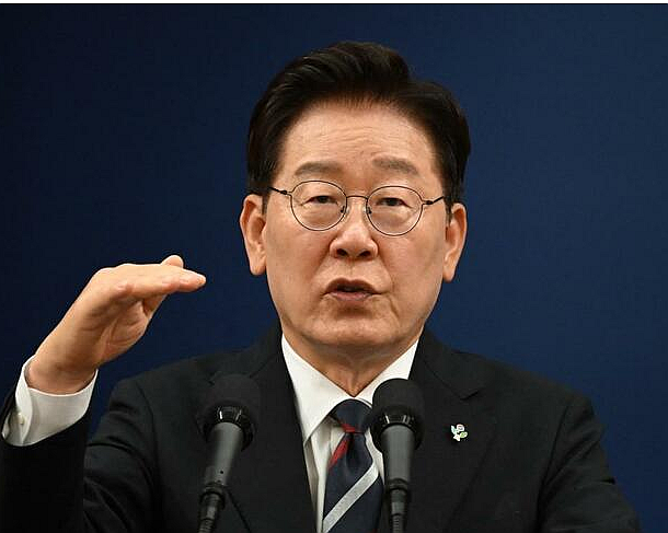 サッカー韓国代表の洪監督辞任、