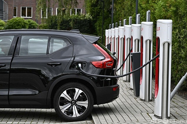 img_c612b5d0d587ead653ed03fd3962ed92197852