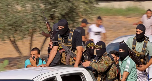 FireShot Webpage Screenshot #574 - '_131356824_militant