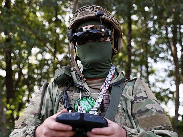 fpv-drones-in-ukraine-russia-conflict-20231205153445-1200x900