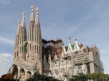 413px-Sagrada_Familia_02