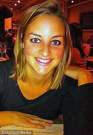 article-2267585-17249976000005DC-681_306x443