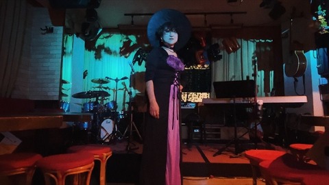 AB710036-3730-4935-9D64-AAE608CF15EC