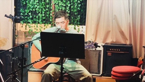 E5188744-F63A-4250-99E4-2C3551B3549E