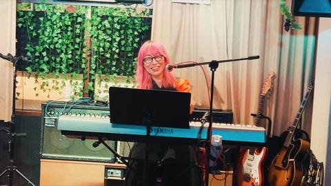 D5C69ADA-5589-416C-8867-AE8F734D29A6