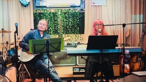 561942BB-F8F5-49E5-BED9-CE957435201C