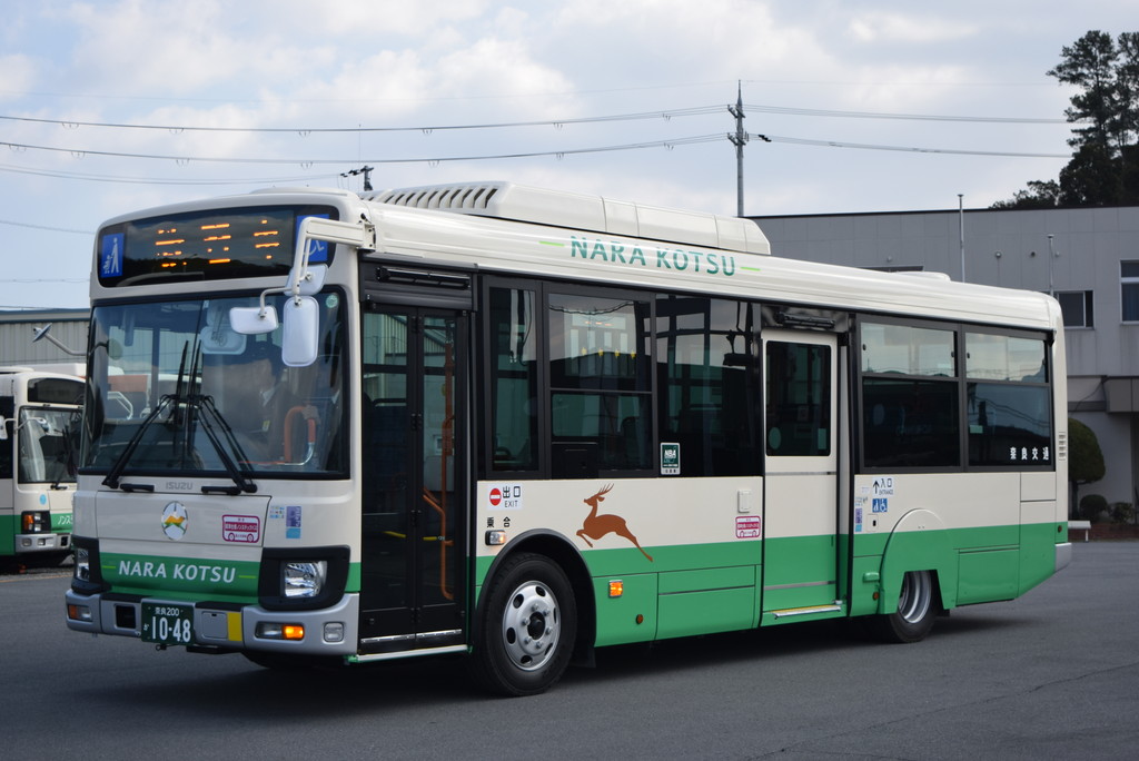 奈良交通とバス撮影記 奈良交通16年度新車 奈良交通とバス撮影記 奈良交通16年度新車