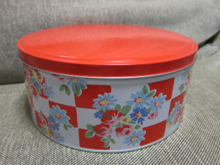 キャスキッドソンの素敵な缶 image.jpg