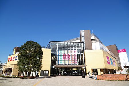 AEON_Mall_Tamadairanomori_Daytime