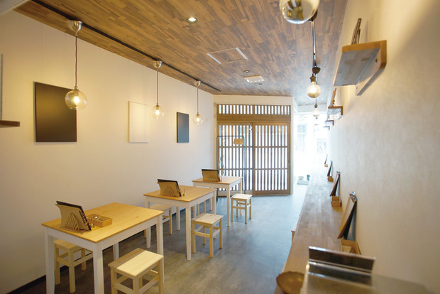 おしゃれな店内