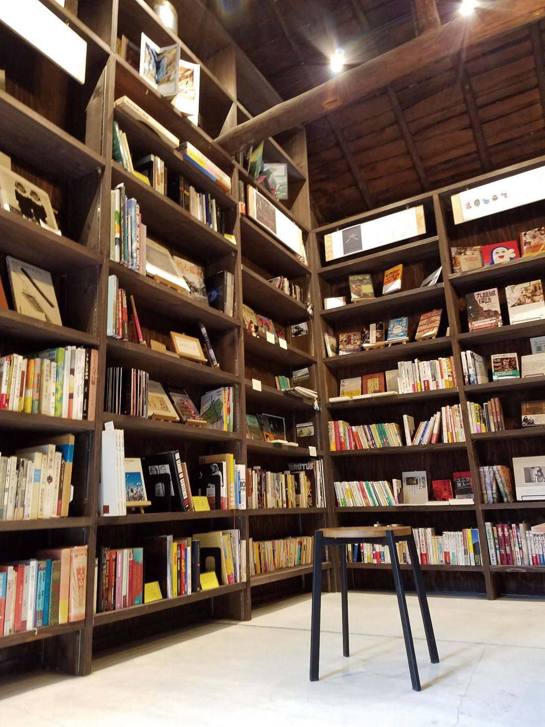 3月24日 日 新時代の無人 キャッシュレス書店 ならまちのユニークな本屋さん 奈良の地元情報を毎日更新 ならぷら