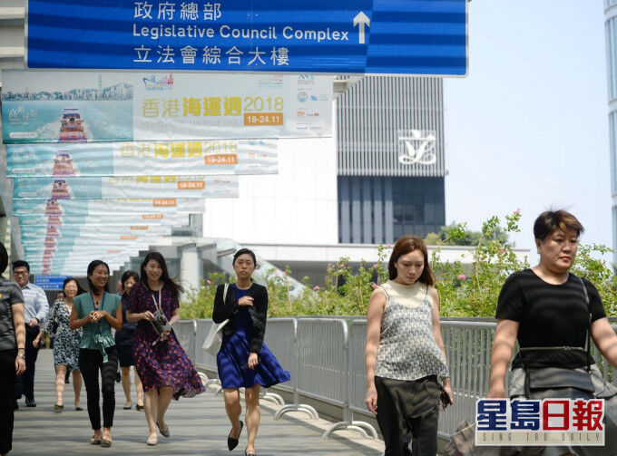 香港最新情報 公務員は在宅勤務 郵便局は午後４時まで 香港最新情報 楢橋里彩の彩りアジア地図