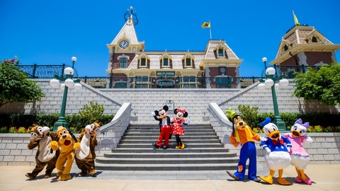 HKDL_Reopening_Magical Surprises_Mickey and Friends_04