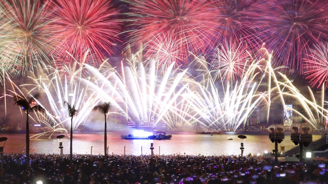 香港最新情報 大晦日の花火など 年末年始のイベントが続々と中止に 香港最新情報 楢橋里彩の彩りアジア地図 香港最新情報 大晦日の花火など 年末年始のイベントが続々と中止に 香港最新情報 楢橋里彩の彩りアジア地図