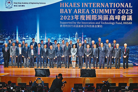 i_src_033701309