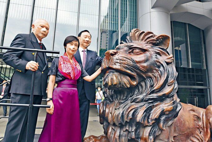 香港最新情報】「HSBCのライオン像が修復完了」 : 香港最新情報｜楢橋