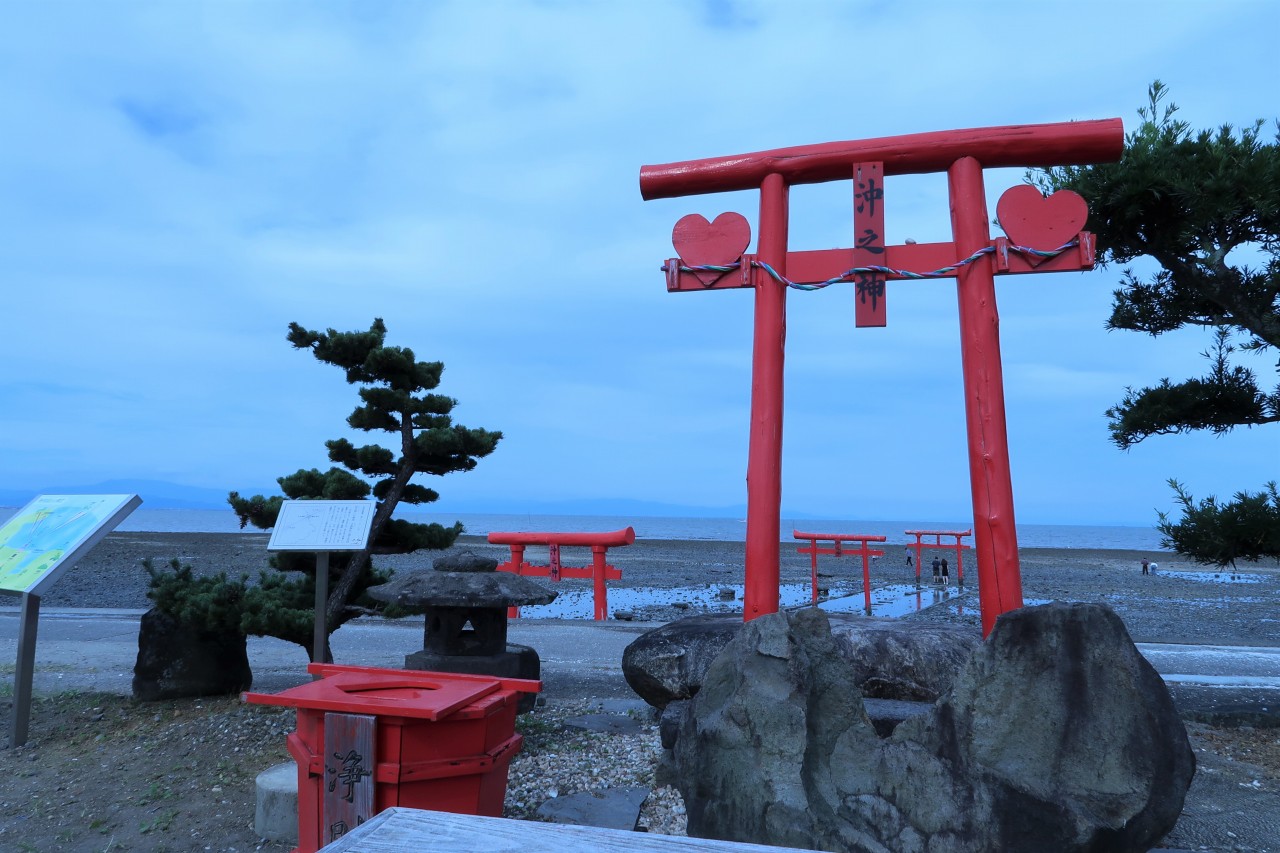 大魚神社の海中鳥居 佐賀県藤津郡太良町 : けいそんぶらぶら DoraemonHand-c6
