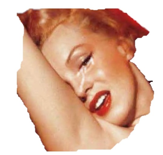 １８，７