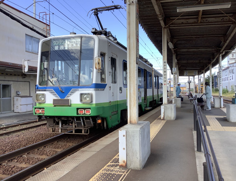 C474A016-D6FD-40CA-B02E-0A64642394AB