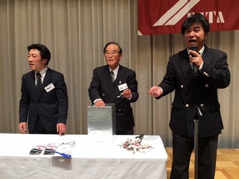 160307 表彰パーティー24