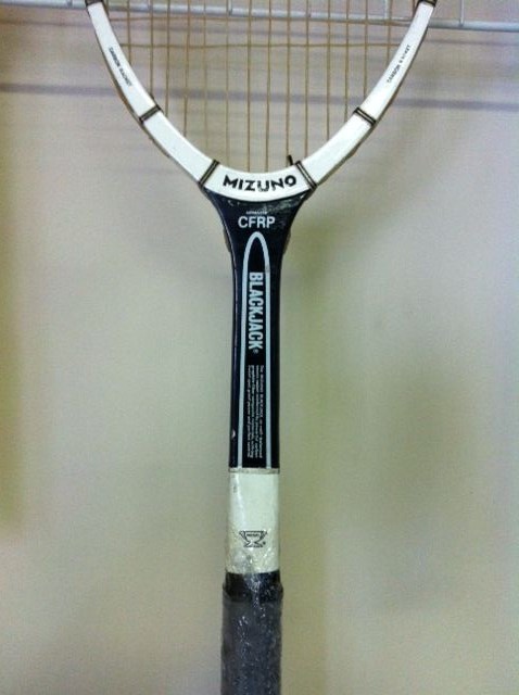 ミズノ ブラックジャックキャスター木製硬式テニスラケット