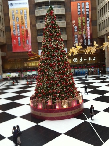 １２１１１５　台北駅１５