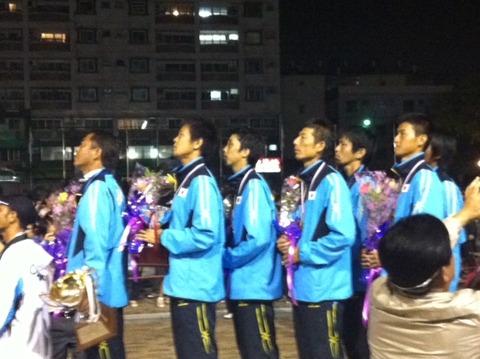 １２１１２１　国旗掲揚