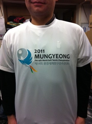 １１１１３０　世界大会Ｔシャツ２