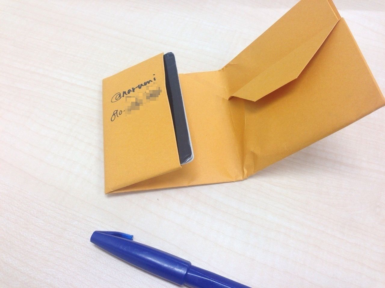 A3用紙を折っただけの財布 Light Compact Wallet がぺらっぺらオシャレで500円 Blog Narumi