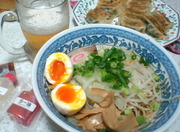 �����С���