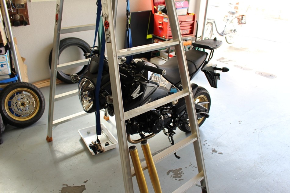 グロム オーリンズ フロントフォーク カートリッジ 装着 梨塾ガレージ 梨本塾 リザルト レポート