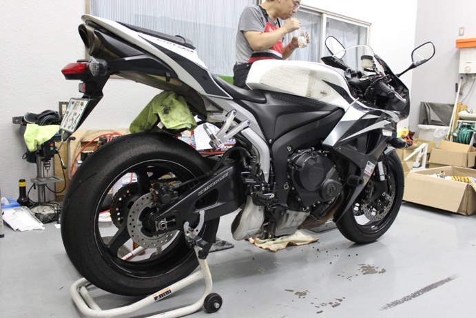 cbr600rr オーリンズ fgkカートリッジ30mmnix ttx 装着 梨塾ガレージ 梨本塾 リザルト レポート cbr600rr オーリンズ fgkカートリッジ30mmnix ttx 装着 梨塾ガレージ 梨本塾 リザルト レポート