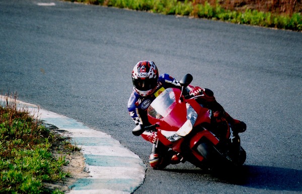 2003motetai01