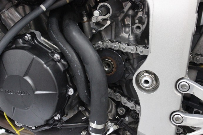 2012 CBR600RR PC40 チェーンゲッツで 520 