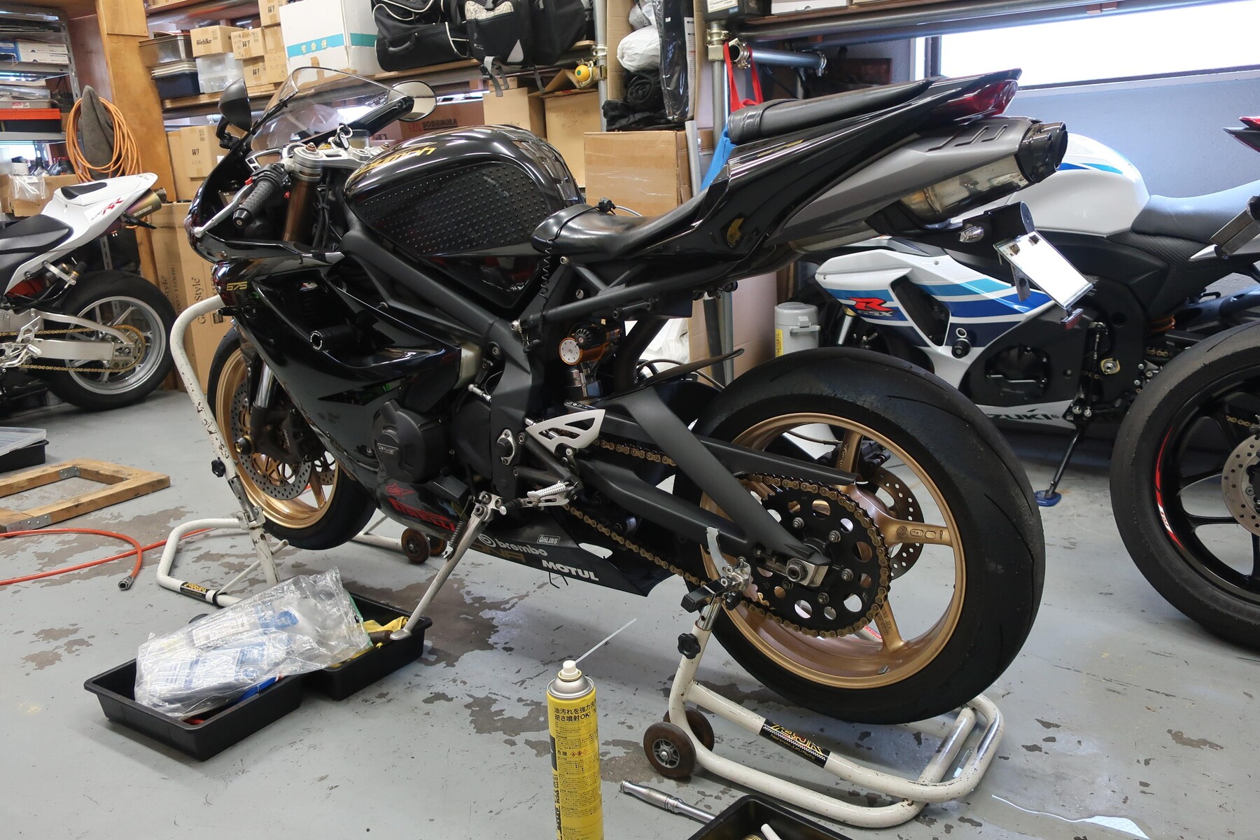 トライアンフ デイトナ675 純正 フロントホイール　17xMT3.5 トライアンフ デイトナ675 純正 フロントホイール 17xMT3.5