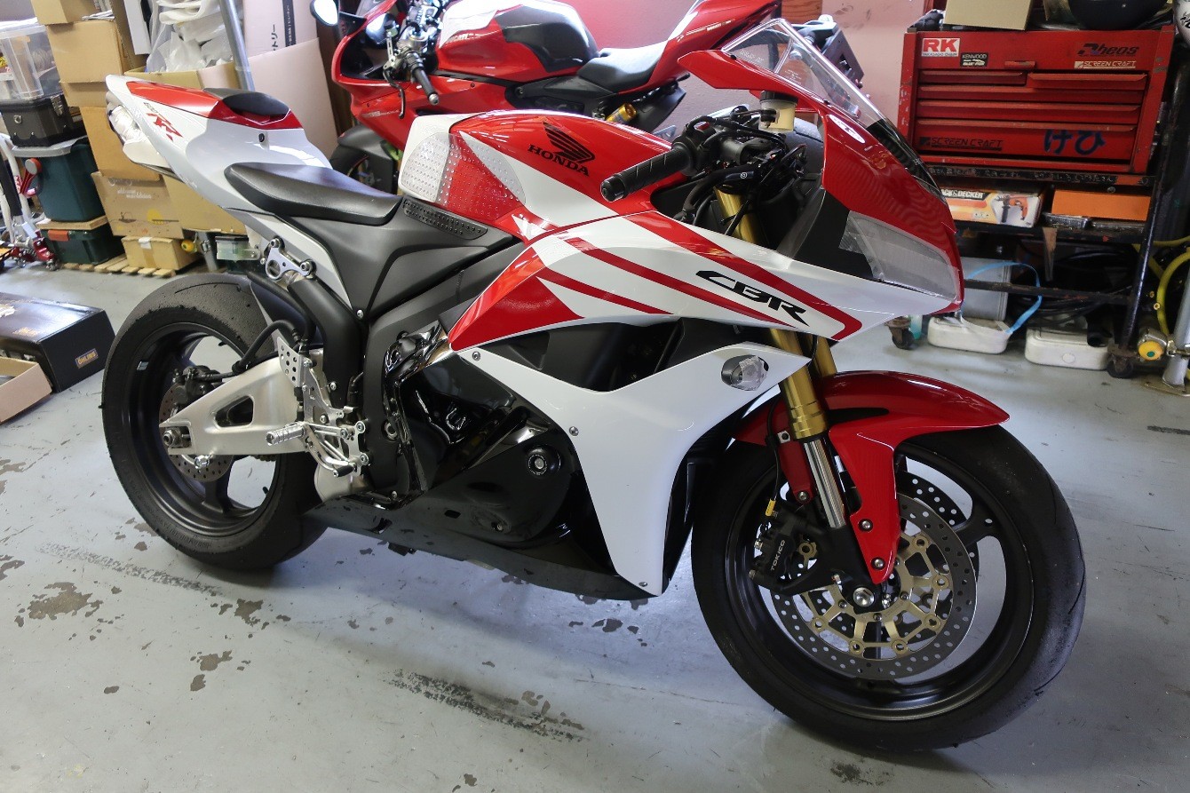 CBR600RR(PC40後期) オーリンズ　ブレンボ　レーサー CBR600RR(PC40後期) オーリンズブレンボレーサー (moriGP) 春日原の
