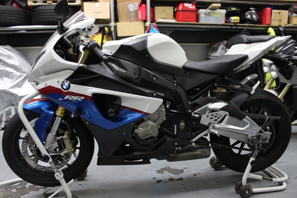 S1000RR フロントフォーク スプリング交換 【梨塾 S1000RR フロントフォーク スプリング交換 【梨塾