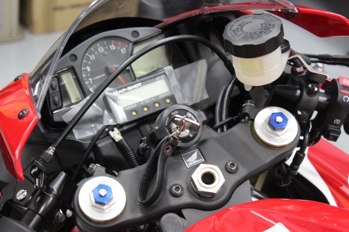 2012 CBR600RR PC40 チェーンゲッツで 520 